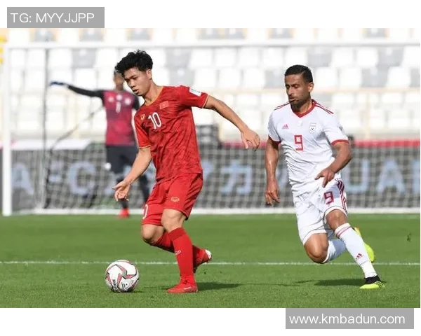 杭州足球队反击革新之路探索与展望全景分析 杭州足球队反击革新之路探索与展望全景分析