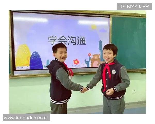 滑板与人生的交响曲：周敏的深度对话与成长旅程